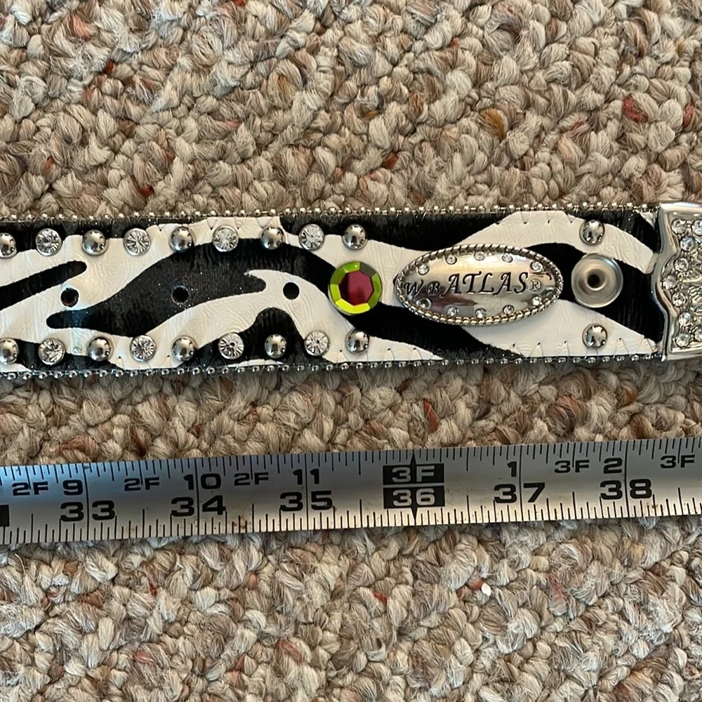 Western Rhinestone Belt - Picture 5 of 6